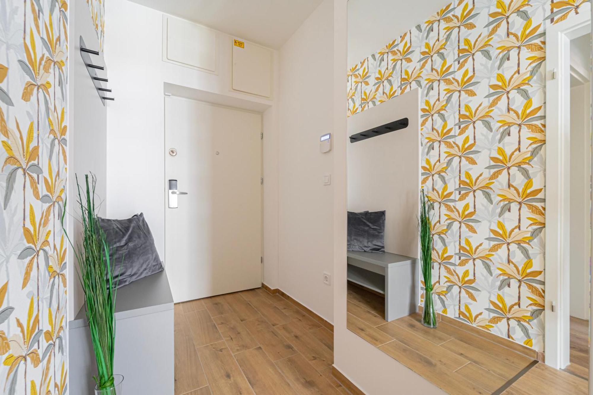 Westside Garden Apartments By Urbanrent Budapest Ngoại thất bức ảnh